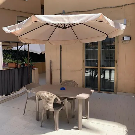 La Terrazza Di Nonno Claudio サレルノ